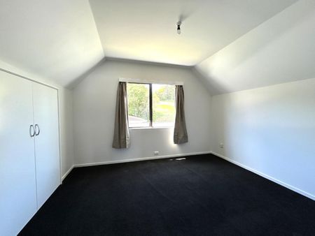 Warm & Sunny 2 Bedroom Home - ready soon! - Photo 5