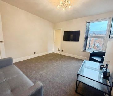 2 bedroom flat to rent - Photo 5