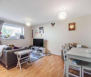 London Road, Bicester, OX26 - Photo 1