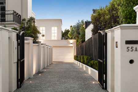 55A Hanby St, Brighton VIC 3186 - House For Rent | Domain - Photo 5