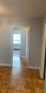 2 bedroom available steps from Old Mill Station - Photo 4