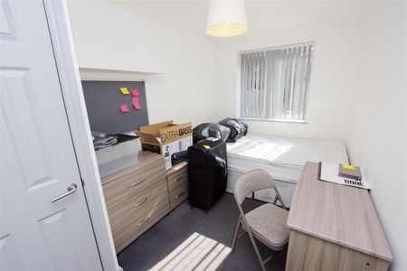 7 bedroom house to rent - Photo 3