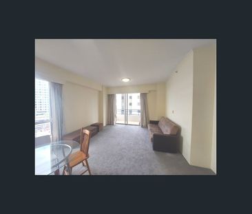 Spacious 1 Bedroom "Bentleigh" Apartment In Chatswood For Lease - Photo 1