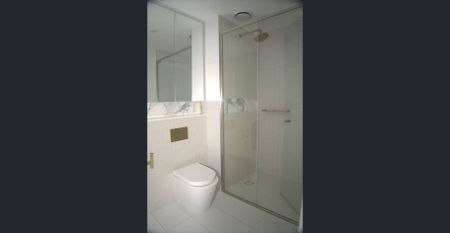 Luxury Apartment - One Bed Room Plus Study Apartment in Box Hill - Photo 4