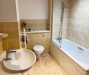 2 bedroom apartment to rent - Photo 6