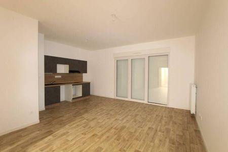 Appartement 4 pièces - - Photo 3