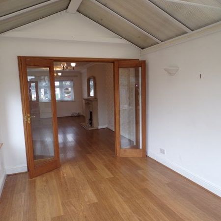 Stanley Road, RM13 8AJ, Property for rent - Photo 1