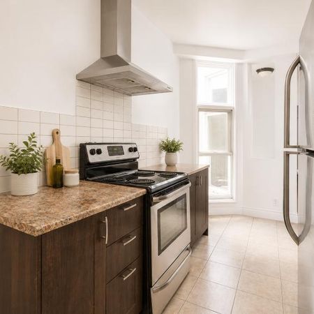 2 CH - 1 SDB - Westmount - $1,795 /mo - Photo 4