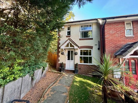 2 bedroom end of terrace house to rent - Photo 1