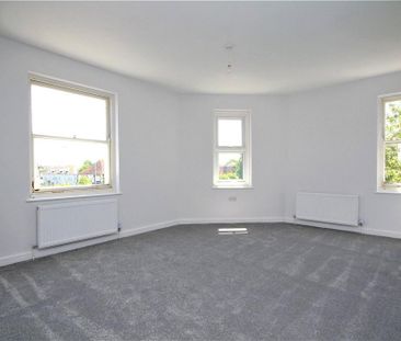 House share to rent - Photo 2