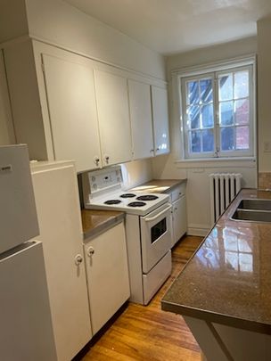 325 Cooper Apartments - Photo 1