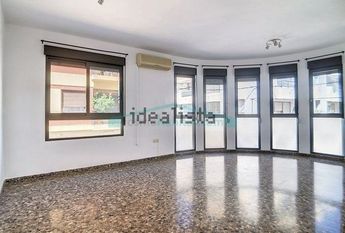 Alquiler de piso en Zona Pueblo