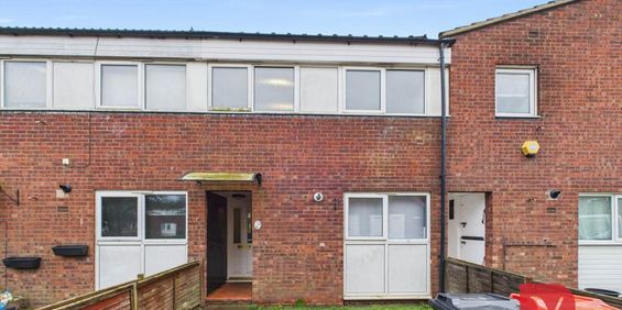 3 bedroom terraced house to rent - Photo 3