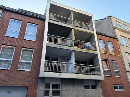 TE HUUR: Instapklaar twee-slaapkamer-appartement op wandelafstand van de markt van Tielt. - Photo 3