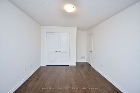 For Lease - 323 Thimbleweed Court, Milton, Ontario - Photo 3