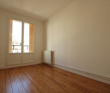 Location Appartement 2 pièces 45m² - Photo 3