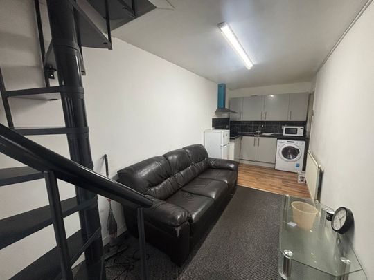 Randle Street, Radford - Photo 1