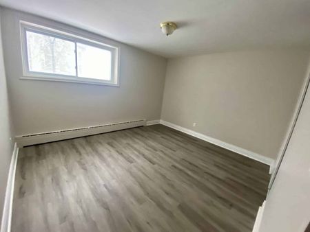 242 Johnson St, Unit 106, Kingston, ON - Photo 5