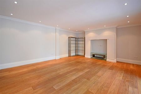 Portland Terrace, The Green, Richmond, Surrey, TW9 - Photo 2