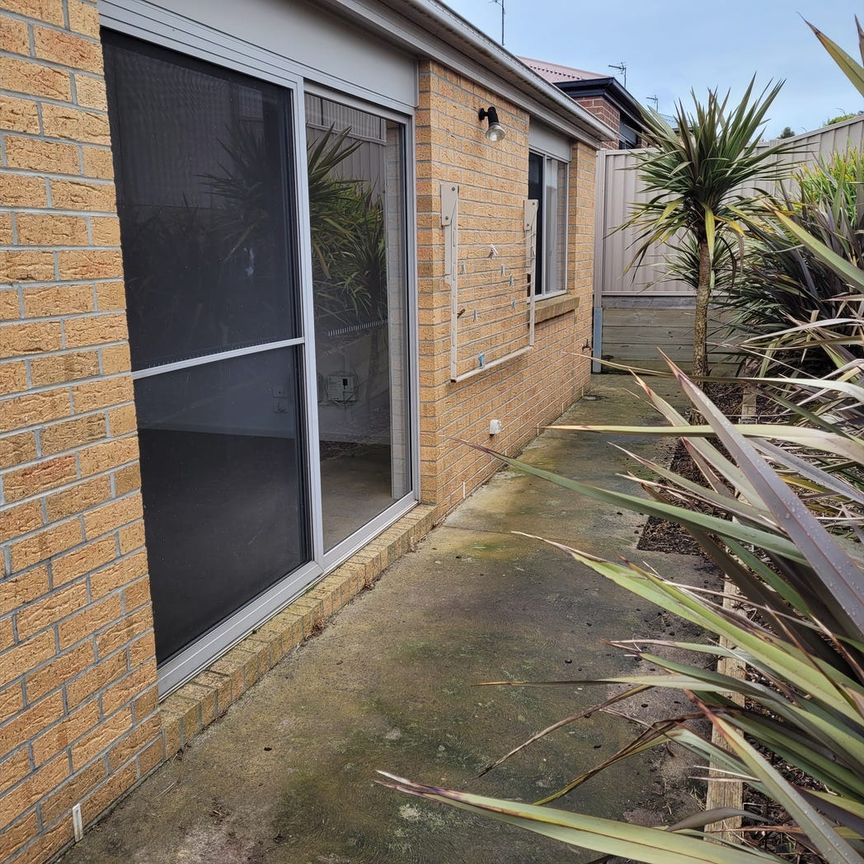 31 Fraser Street, Mount Pleasant, Vic 3350 - Photo 1