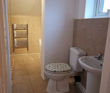 3 Bed Flat, Bentley Lane, LS6 - Photo 6