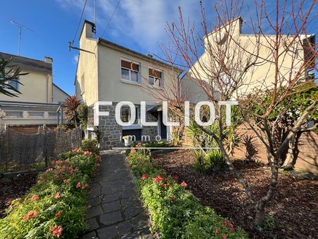 A LOUER - Maison à Fougères - Photo 3