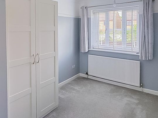 5 bedroom detached house to rent - Photo 1
