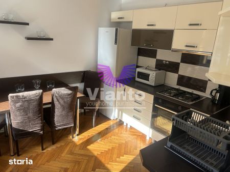 Apartament 3 camere | 2 bai | Zona Centrala | Sibiu - Fotografie 3