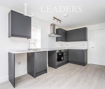 Studio to rent - Photo 3