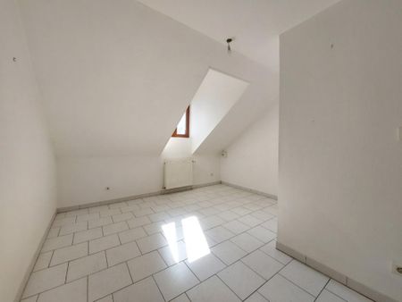 Location Appartement 2 pièces 45m² ELBEUF 76500 - Photo 5