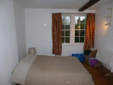 2 bedroom semi-detached house to rent - Photo 5