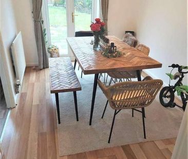 Vesta Road, Liverpool, L19 - Photo 4