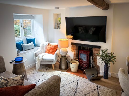 Blacksmiths Lane, Eydon, Daventry, Northamptonshire. - Photo 1