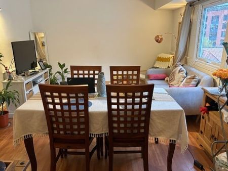 2 Bed Flat, Ferrymans Court, BS2 - Photo 2