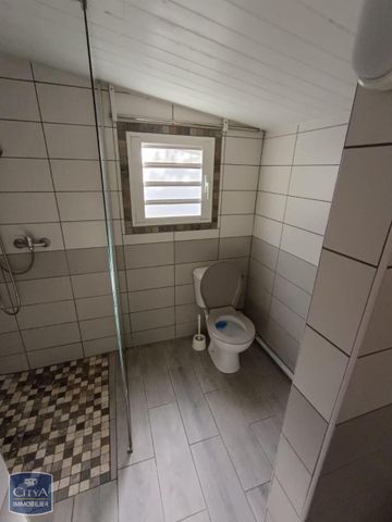 Location Appartement 1 pièce 30m² ST PIERRE 97410 - Photo 3