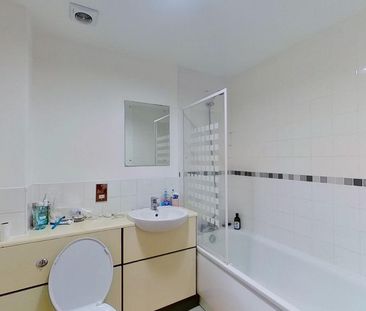 2 bedroom apartment to rent - Photo 6