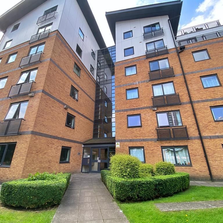 1 bedroom flat to rent - Photo 1
