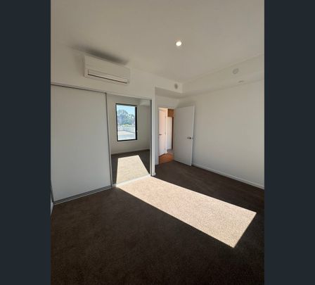 205/14 Leila Street, Cannington, WA 6107 - Photo 1