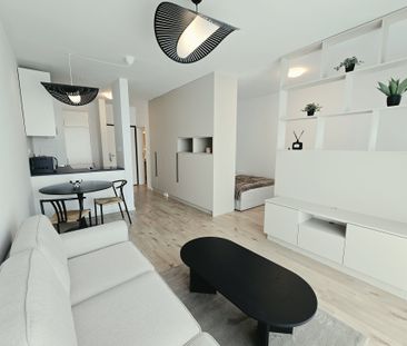 Apartim sro prenajme nadštandardný, plne zariadený 1,5 izb. byt s l... - Photo 2