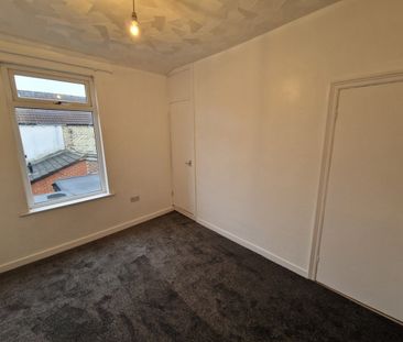 2 Bed Terraced House, Bartlett Street, L15 - Photo 6