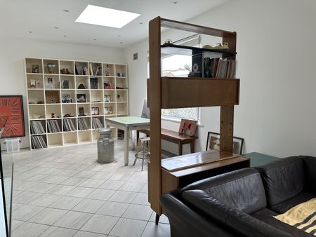 1 Bed Flat, Raglan Street, NW5 - Photo 3