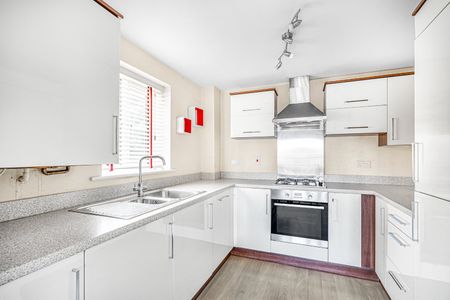 2 bedroom apartment to rent - Photo 2