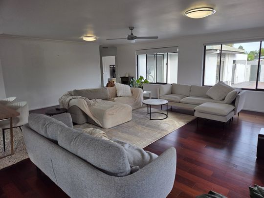 Mermaid Waters - Photo 1