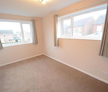 1 bedroom end of terrace house to rent - Photo 2