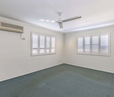 14 Robert Towns Crescent, Condon - Photo 4