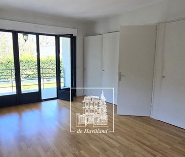 Maison • La Celle-Saint-Cloud - Photo 6