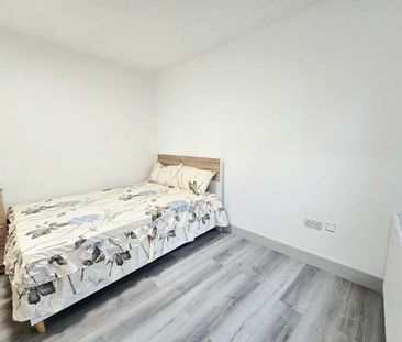 Room in a Shared Flat, Bethnal Green Road, E2 - Photo 6