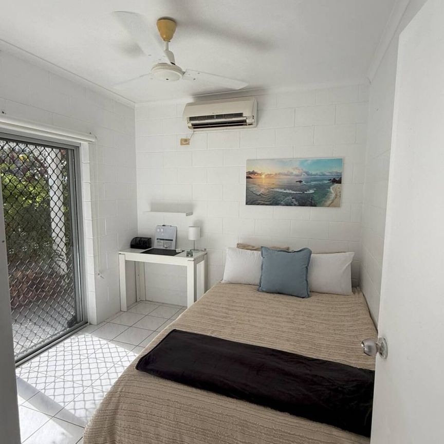 FUNISHED ROOMS AVAILABLE - JCU MINUTES AWAY - ALL INCLUSIVE - Photo 1