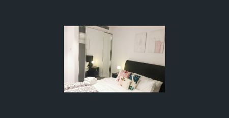 Full Furniture Modern and Excellent City View 2 Bedroom Apartment - Photo 2