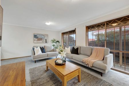 Charming, Cozy & Close to It All! - Photo 4